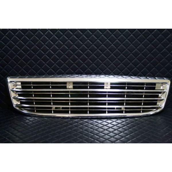 ハイエース 100系 ワゴン 最終型 エンブレムレスメッキグリル カスタム