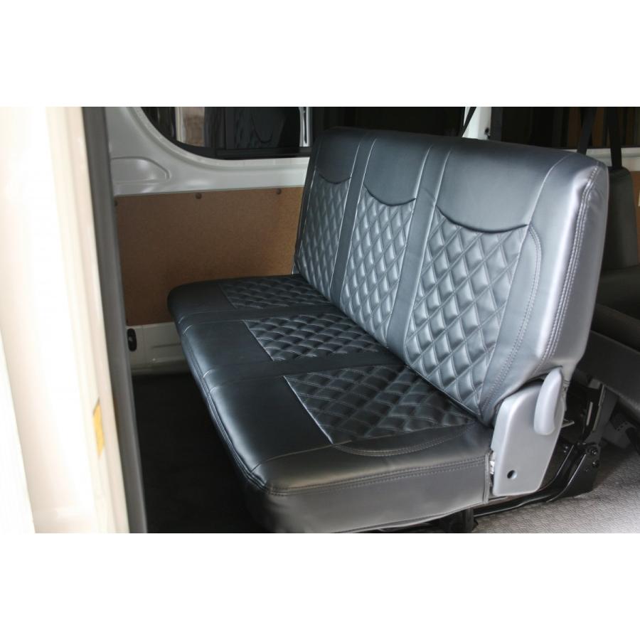ハイエース 0系 Dx シートカバー 9人乗り 3列セット フロント リア 運転席 助手席 後部座席 内装 パンチング ダイヤカットデザイン トヨタ パーツ 室内 212 H2 606 トライスターズ 通販 Yahoo ショッピング