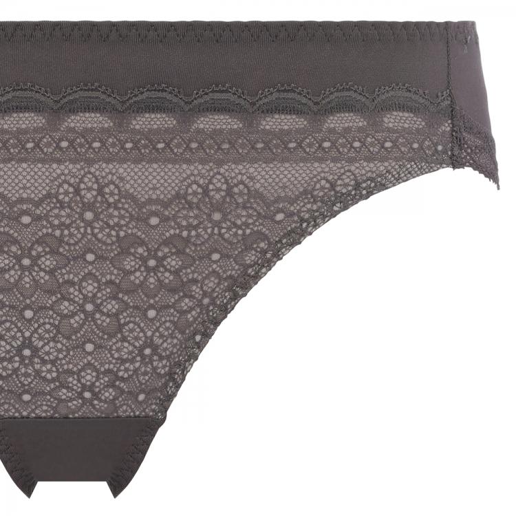 AMOSTYLE（アモスタイル） レギュラーショーツ デイジーガーデン