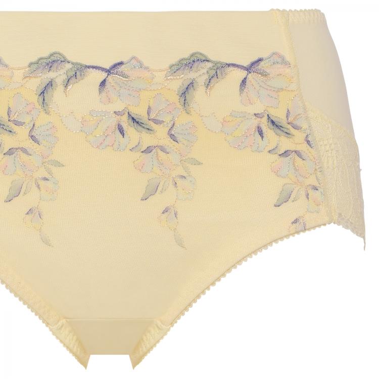 Triumph（トリンプ） セール(トリンプ)Triumph レッドレーベル バイ