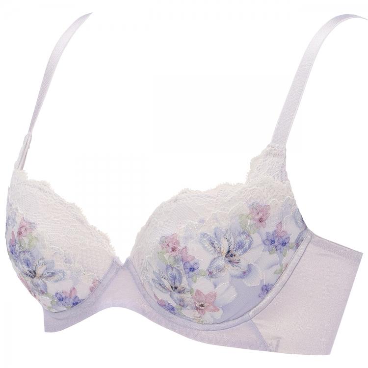 Triumph（トリンプ） 天使のブラ 魔法のハリ感636 ブラジャー(D,E,F