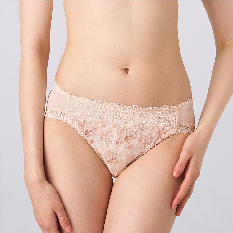 Triumph（トリンプ） 天使のブラ 魔法のハリ感636 レギュラーショーツ