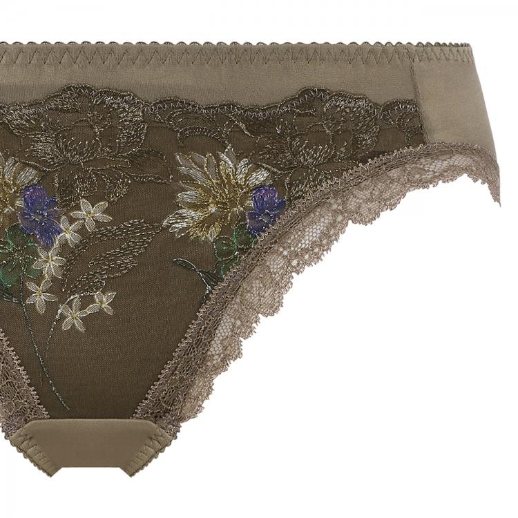 Triumph（トリンプ） レッドレーベル バイ トリンプ0127 レギュラー
