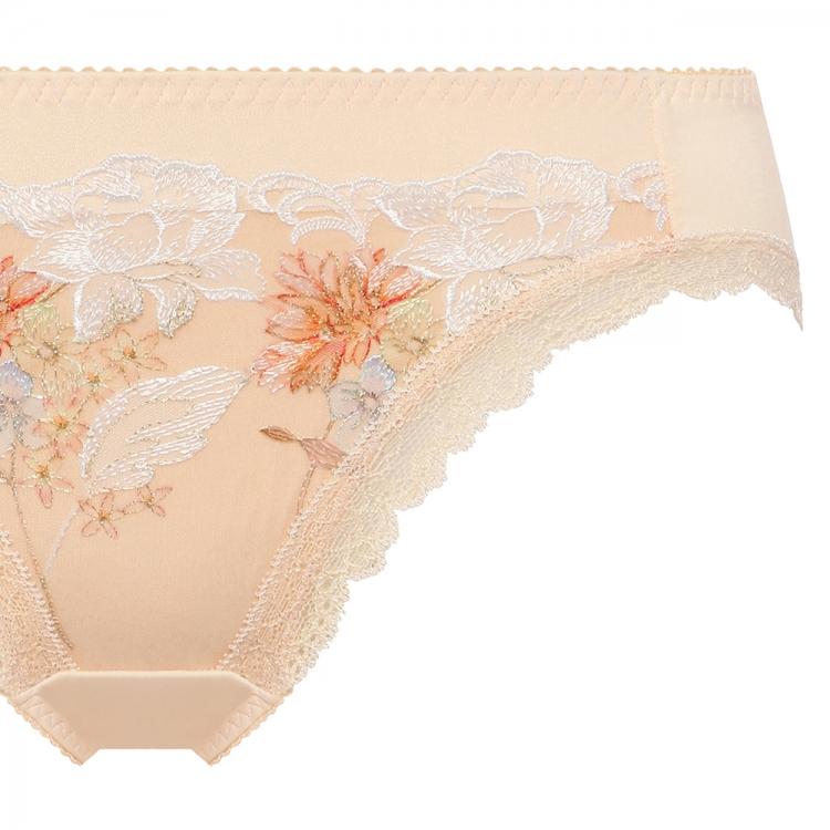 Triumph（トリンプ） レッドレーベル バイ トリンプ0127 レギュラー