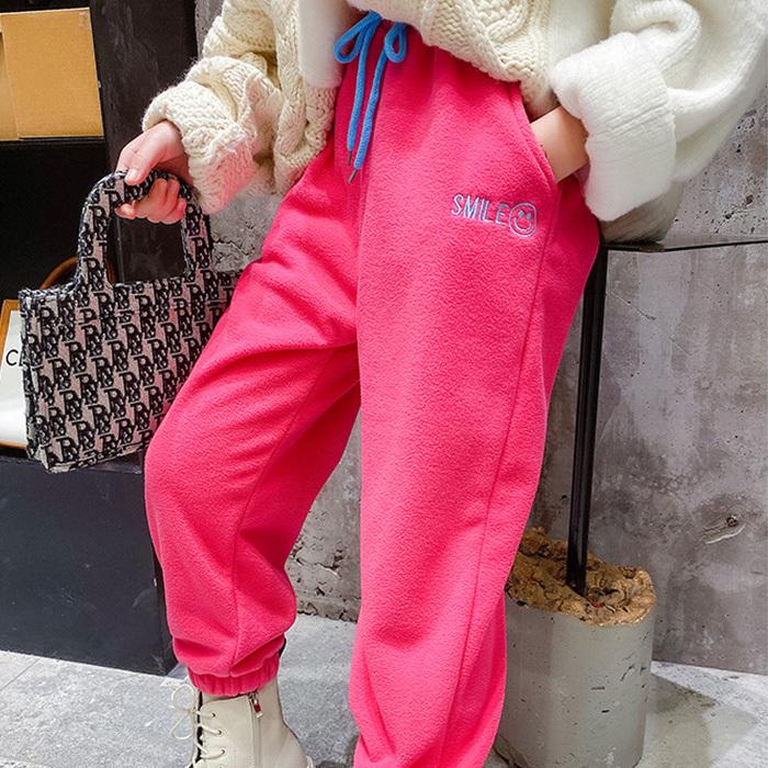 子ども服 Smile カラーパンツ スウェット ロングパンツ モコモコ スマイル ウエストゴム 防寒 寒さ対策 暖かい 冬 ダンス衣装 女の子 男の子 キッズ 子供服 Bot 315 うちの子が一番 通販 Yahoo ショッピング
