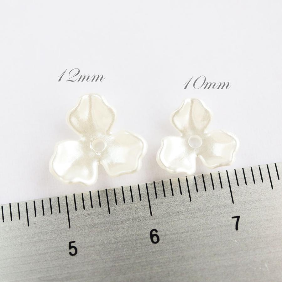 パールホワイト アクリルフラワー 3枚花びら 3弁花 パーツ 50個（10mm 