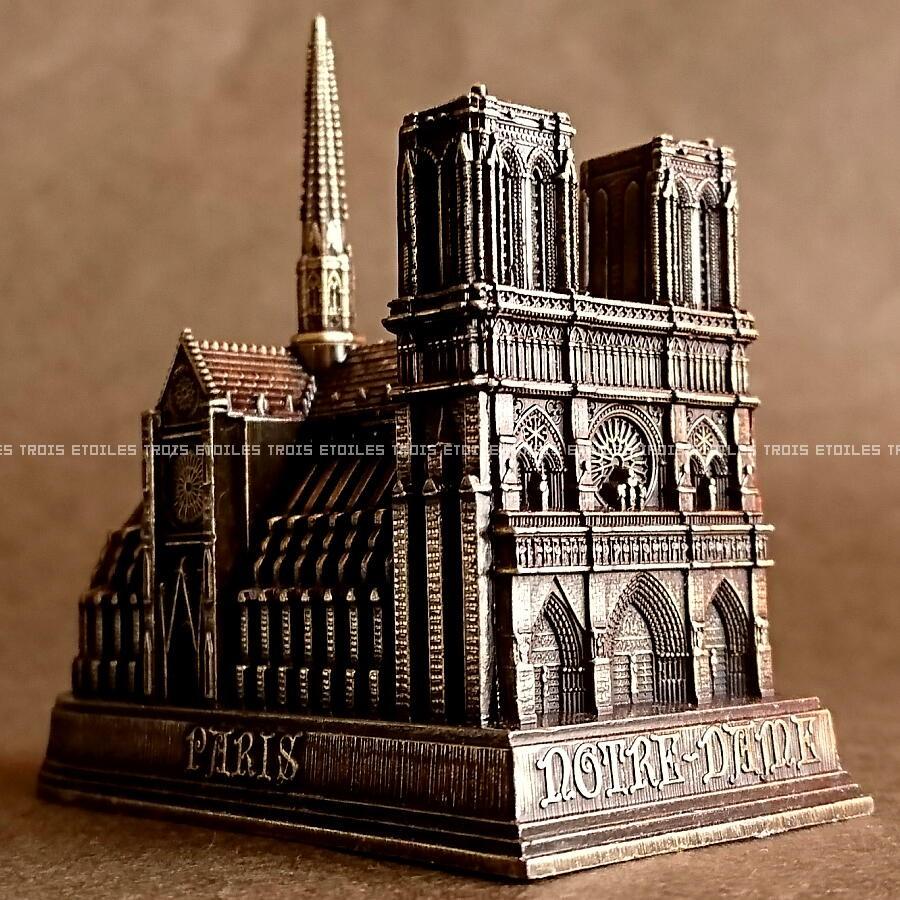 ノートルダム大聖堂のメタルオブジェ 置物 L : トロワ・エトワール