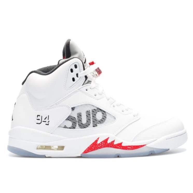 ジョーダン５ レトロ メンズ シュプリーム Air Jordan 5 Retro "Supreme" スニーカー White/Black/Varsity Red 高額レア｜troishomme