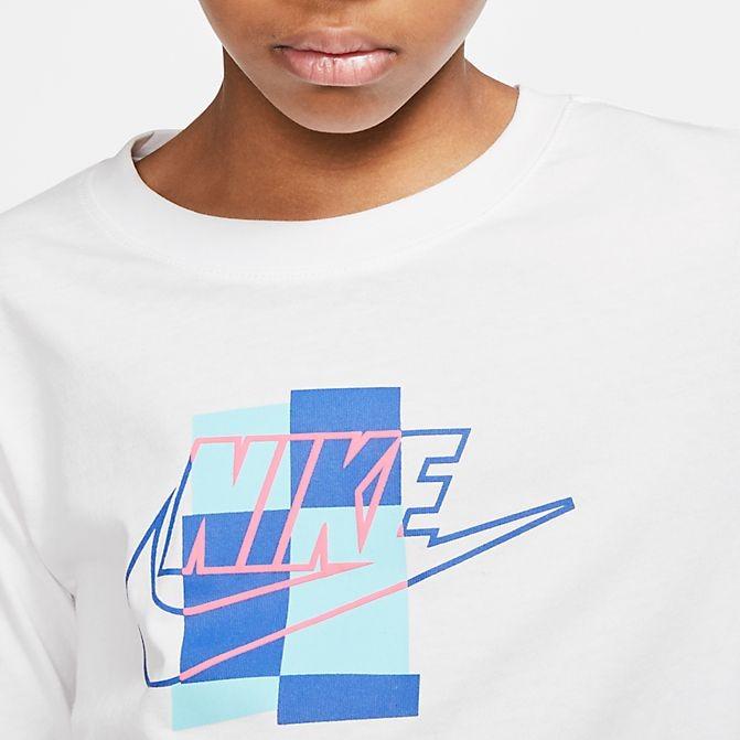 nike sportswear futura