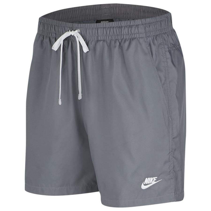 nike club essentials woven