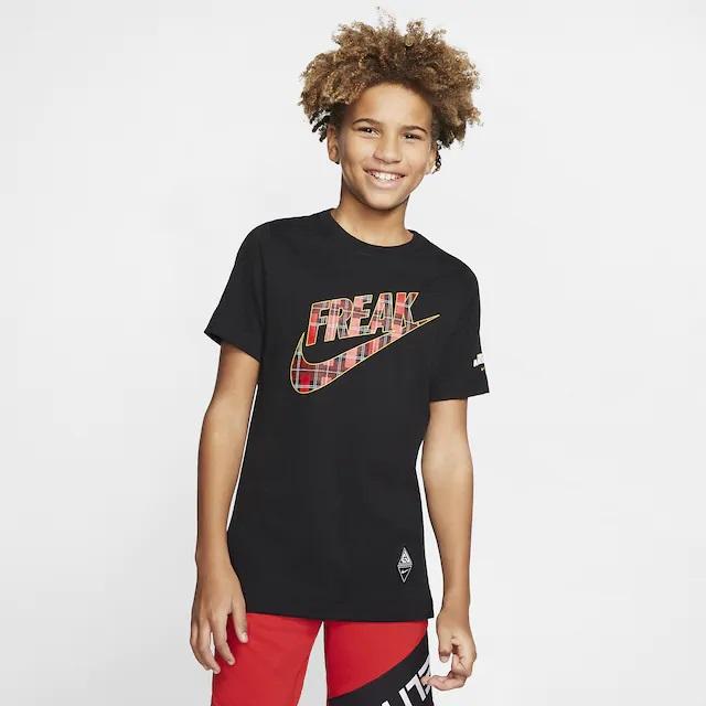 ナイキ キッズ ボーイズ Tシャツ Nike Giannis Freak Short Sleeve T Shirt 半袖 Black W バッシュ アパレル Troishomme 通販 Yahoo ショッピング