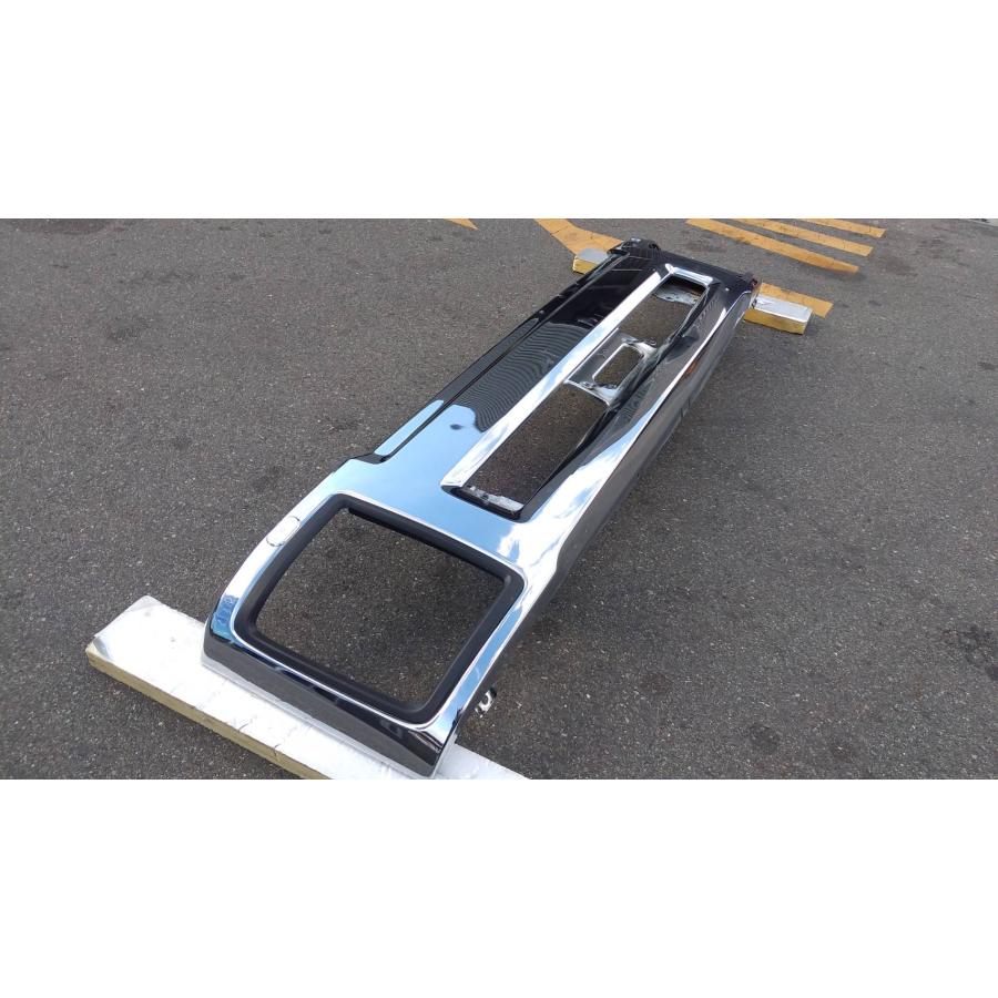 いすゞ フォワード 純正 メッキ フロント バンパー 幅約220cm 高 いすゞ フォワード 純正 メッキ フロント バンパー 幅約220cm 高