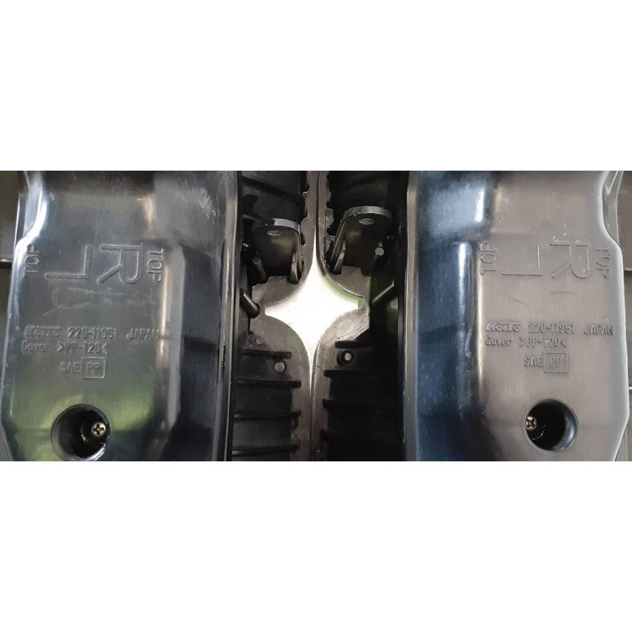 KOITO 3連 テールライト テールランプ L/R 小糸製作所 コイト 左右