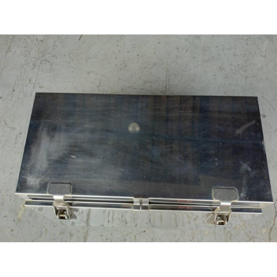 トラック ステンレス 工具箱 L約500×W約300×H約320(mm) : トラック