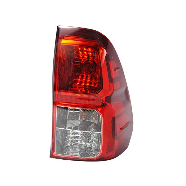トヨタ純正 ハイラックス GUN125 前期 X Z 後期 テールライト トヨタ純正 ハイラックス GUN125 前期 X Z 後期 テールライト