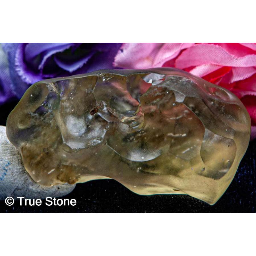 リビアングラス 原石 50 76g リビア砂漠 天然ガラス リビアンデザートグラス テクタイト 隕石 Ri007 True Stone 通販 Yahoo ショッピング