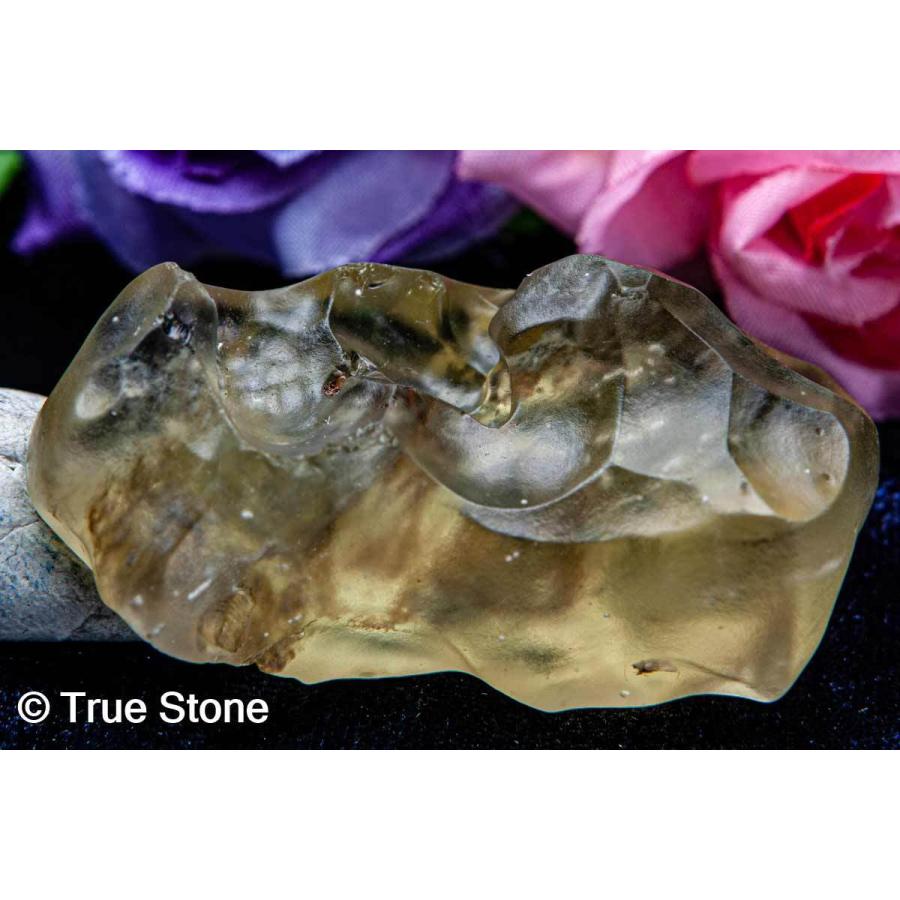 リビアングラス 原石 50 76g リビア砂漠 天然ガラス リビアンデザートグラス テクタイト 隕石 Ri007 True Stone 通販 Yahoo ショッピング