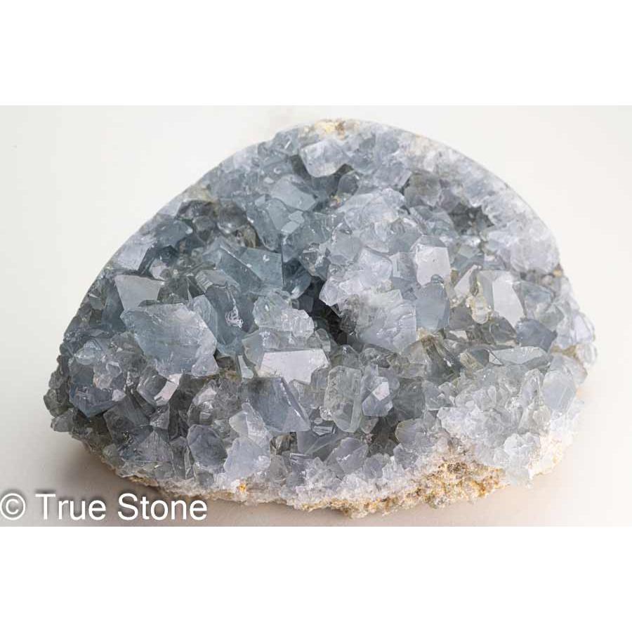 セレスタイト　ジオート　原石 セレスタイト・クラスター・ジオード Blue Cave マダガスカル産