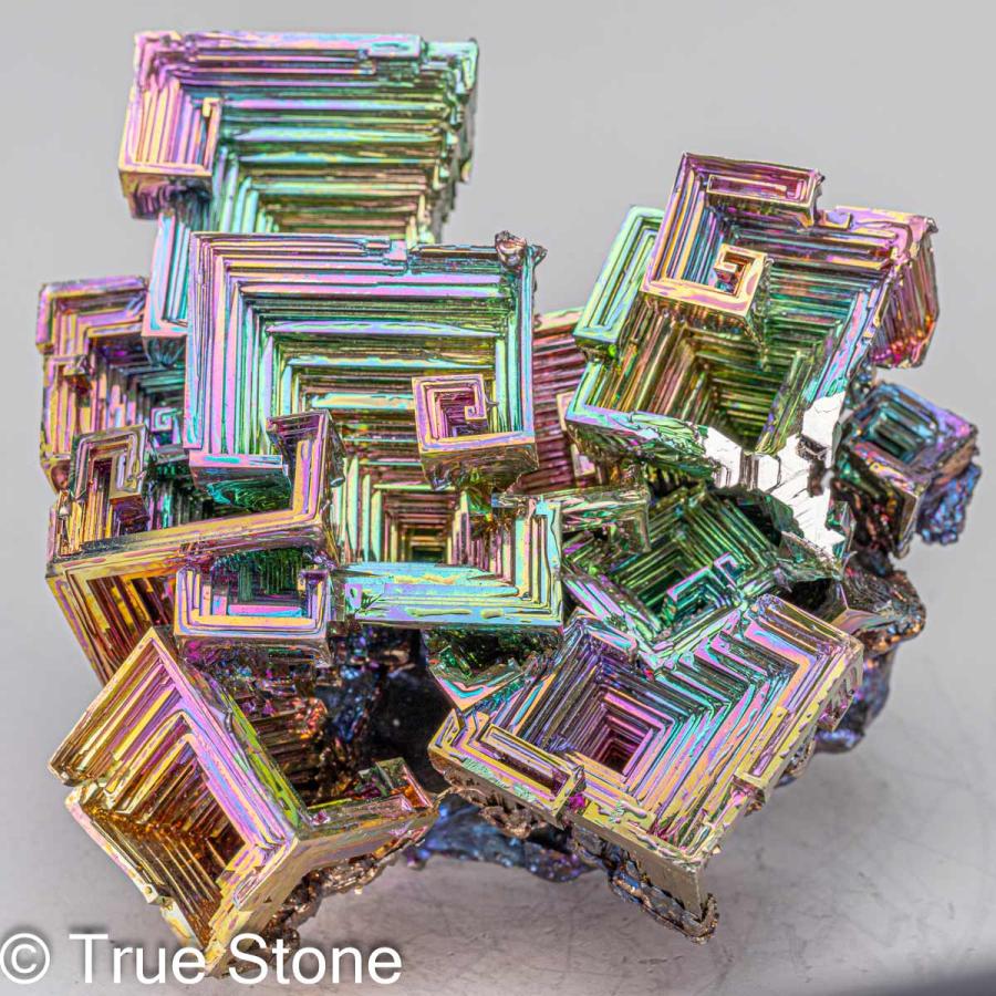 ビスマス結晶　超特大　希少金属 楽天市場】一点物 希少 巨大 約88g 元素番号83 ビスマス 結晶
