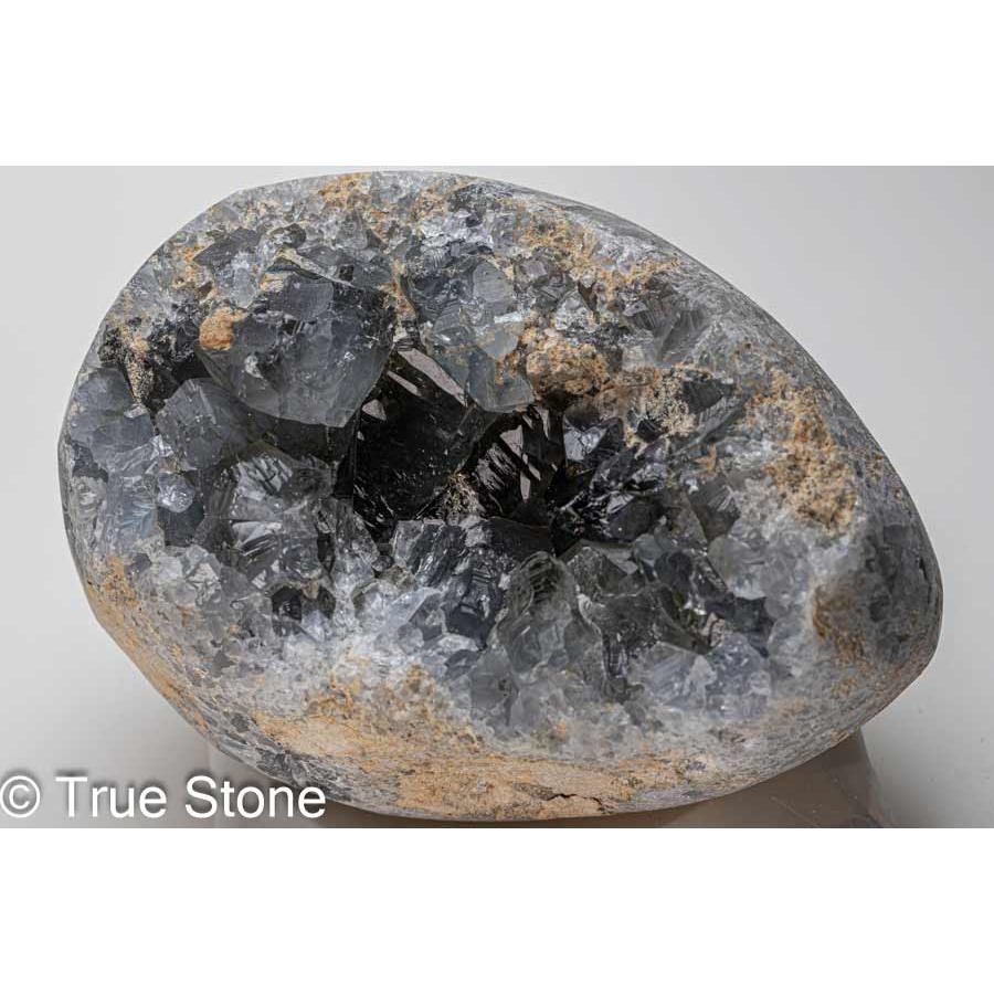 セレスタイト 天青石 天上界 原石 1183g 天使 ジオード 晶洞 ドーム