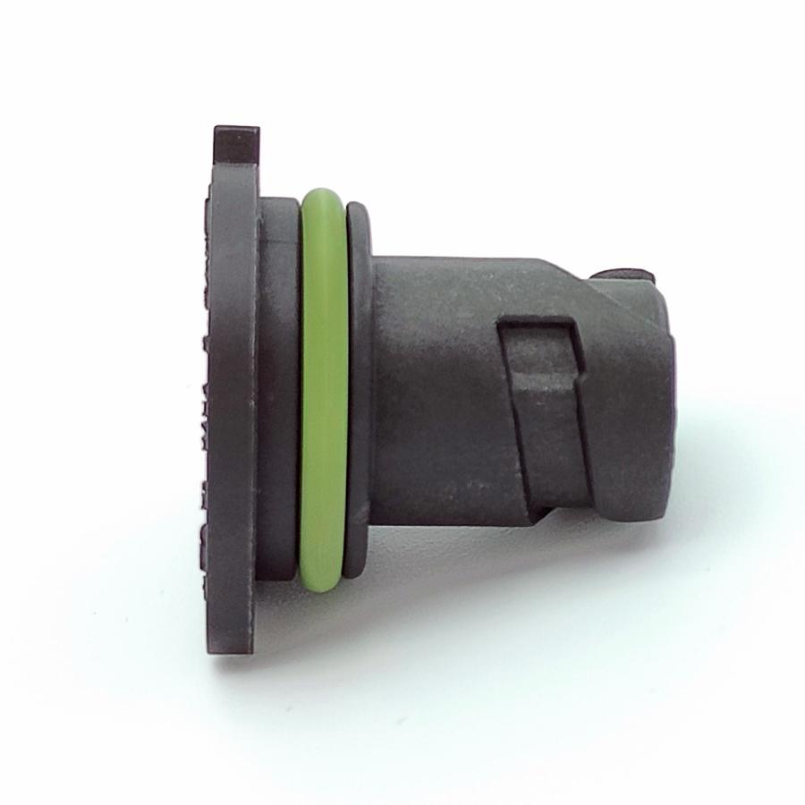 Mercedes-Benz（メルセデス・ベンツ） 純正 部品 (3個セット) M176