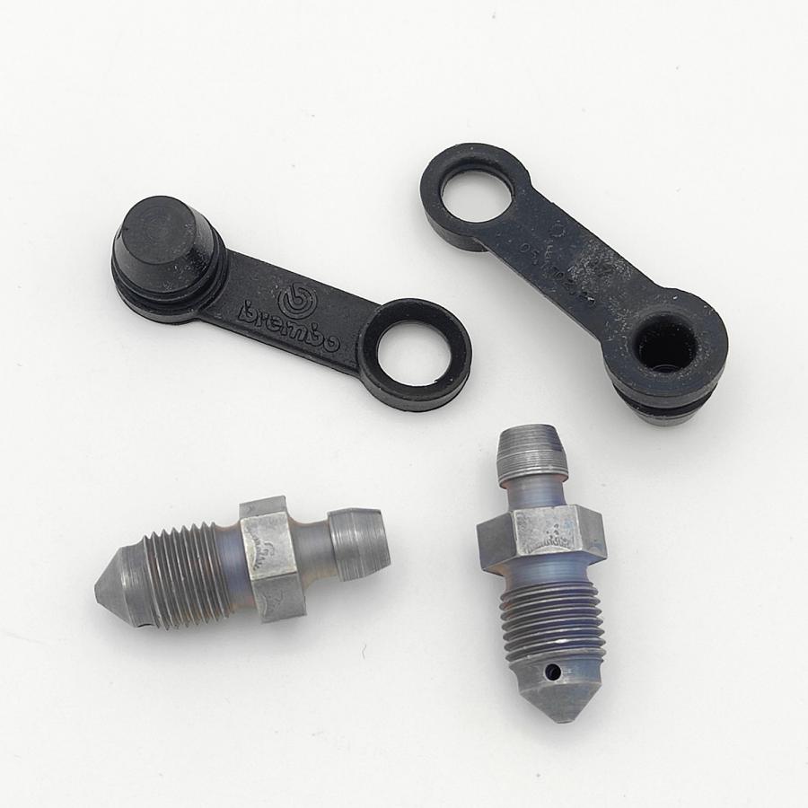 Mercedes-Benz Mercedes-AMG純正部品: Brembo製フロント・4