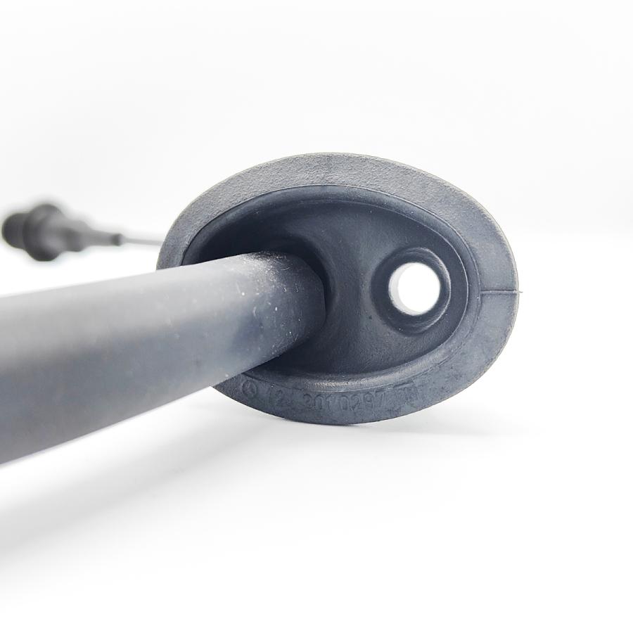 メルセデw124 500E スロットルケーブル　1243006630 Mercedes-Benz 純正 部品 アクセル・ワイヤー / アクセレーター