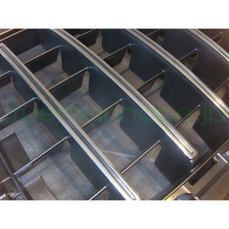 本日限定値下げ！メルセデス・ベンツ 純正グリル Mercedes-Benz（メルセデス・ベンツ） Mercedes-AMG 純正 部品 W463A