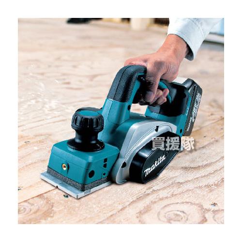 マキタ（makita） 18V 充電式カンナ 82mm 替刃式 （本体のみ