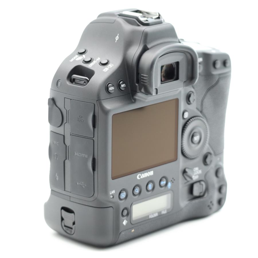 ショット数3000回以下 Canon デジタル一眼レフカメラ EOS-1D X ショット数3000回以下 Canon デジタル一眼レフカメラ EOS-1D X