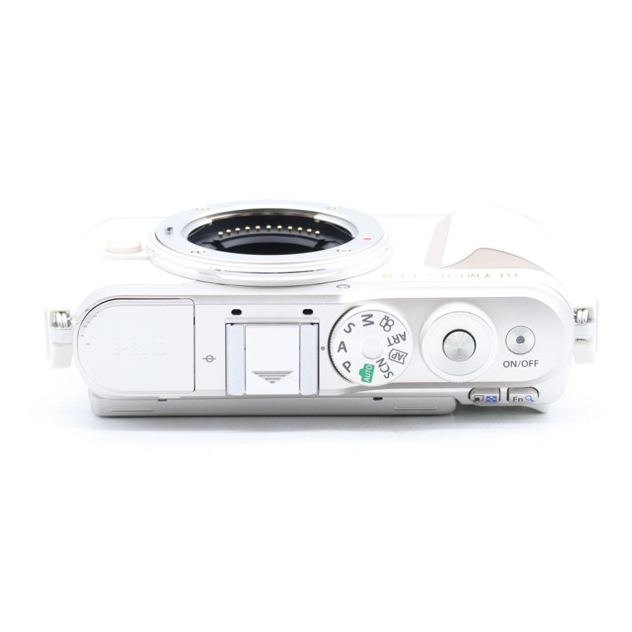 ショット数1644回 OLYMPUS ミラーレス一眼カメラ PEN E-PL10 ボディー ホワイト |  | 02