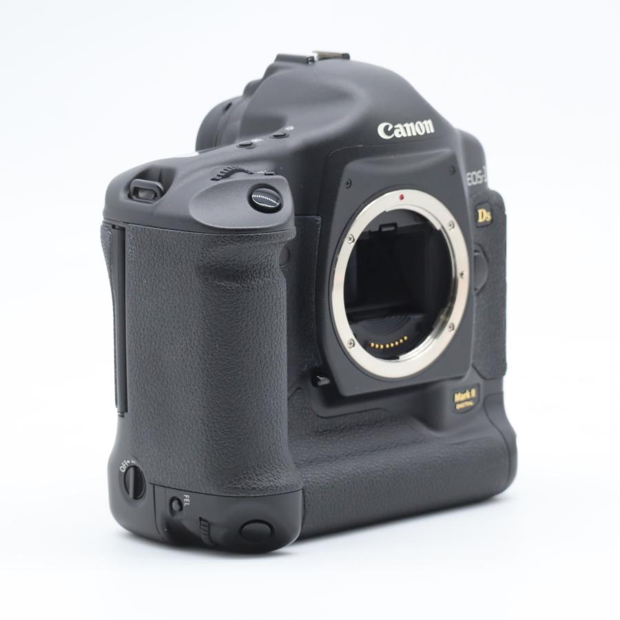 ショット数16018回 Canon デジタル一眼レフカメラ EOS-1Ds Mark II ボディ |  | 01