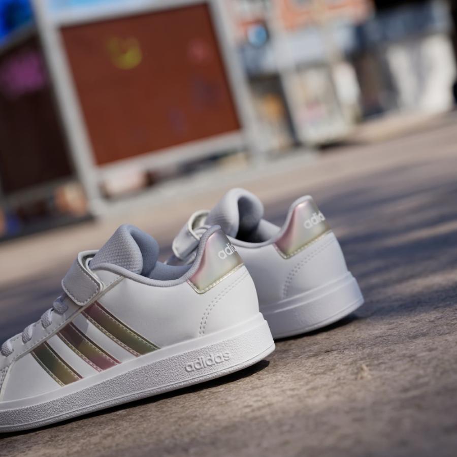 とも ジュニア 【ADIDAS】 アディダス 21-245 NEBZED K キッズ Nebzed