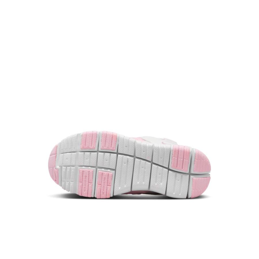 NIKE（ナイキ） スニーカー キッズ ダイナモ フリー 343738 Dynamo