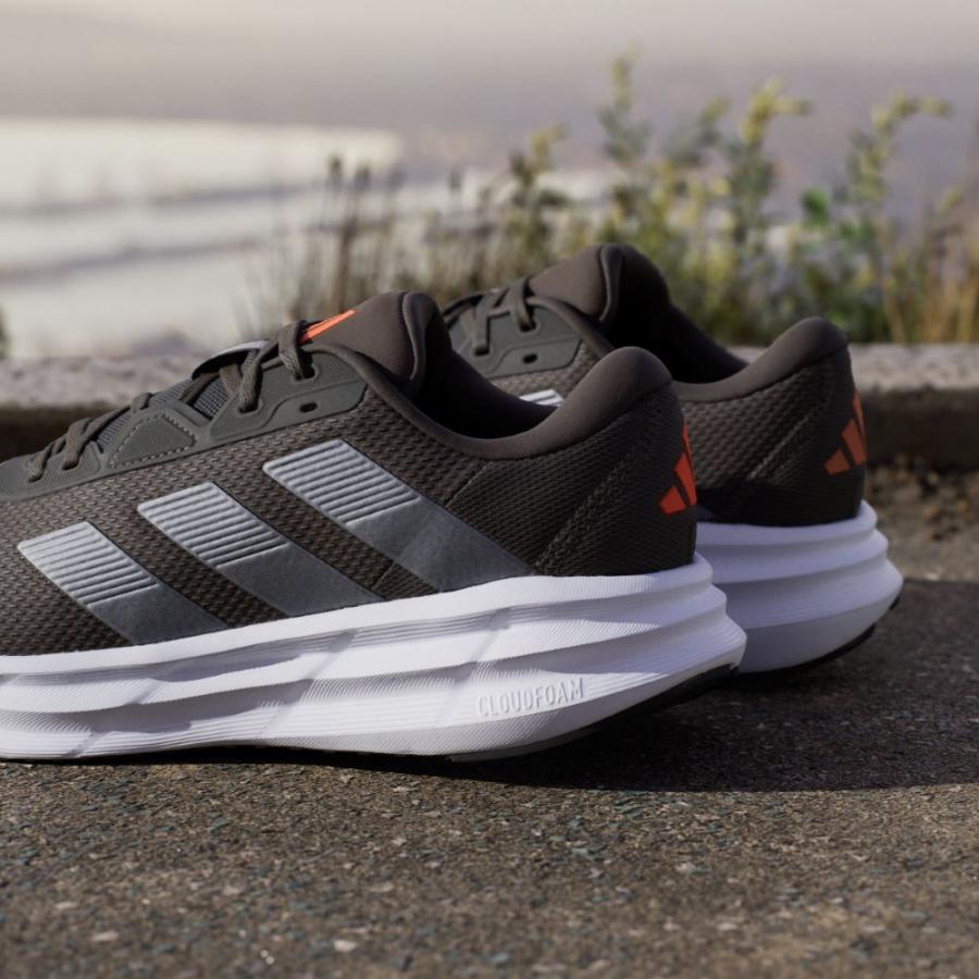 マイルド University of Miami x adidas Originals ZX 5000 