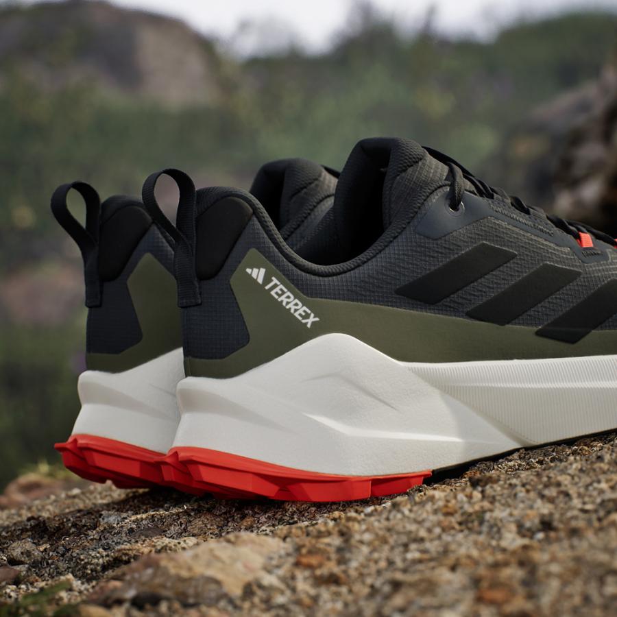 adidas（アディダス） スニーカー メンズ テレックス トレイルメーカー