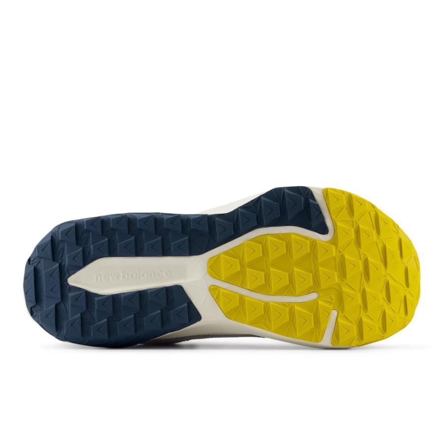 New Balance ニューバランス new balance スニーカー4E MTNTR New Balance ニューバランス new balance スニーカー4E MTNTR
