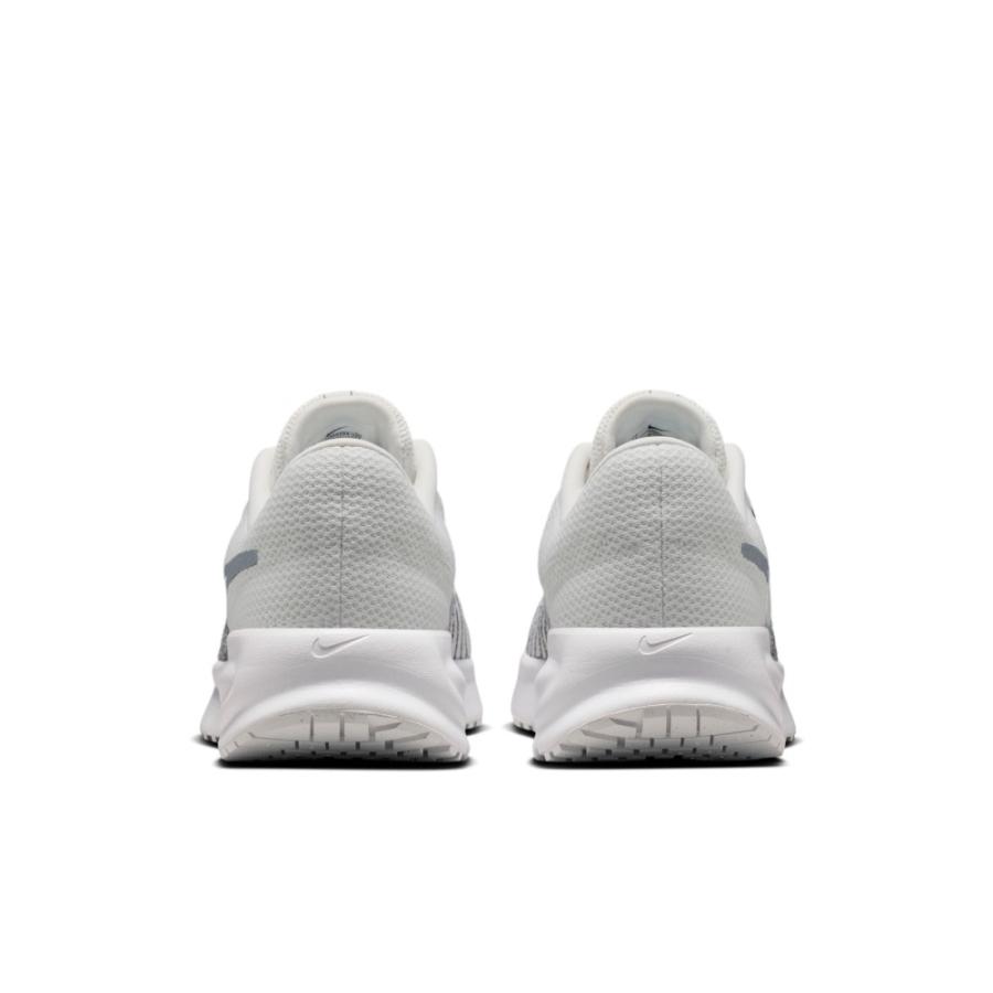 NIKE（ナイキ） スニーカー メンズ ラン デファイ HM9594 122