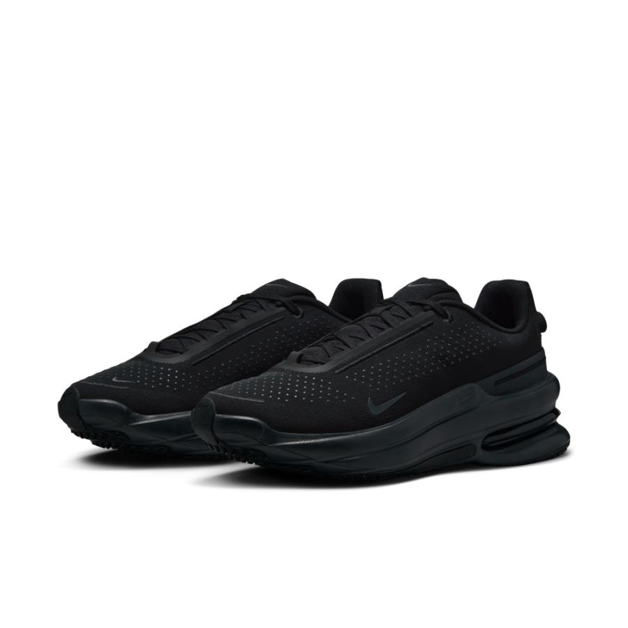 NIKE 新品未使用 靴 NIKE（ナイキ） スニーカー メンズ エアズーム アップターン SC IB2746