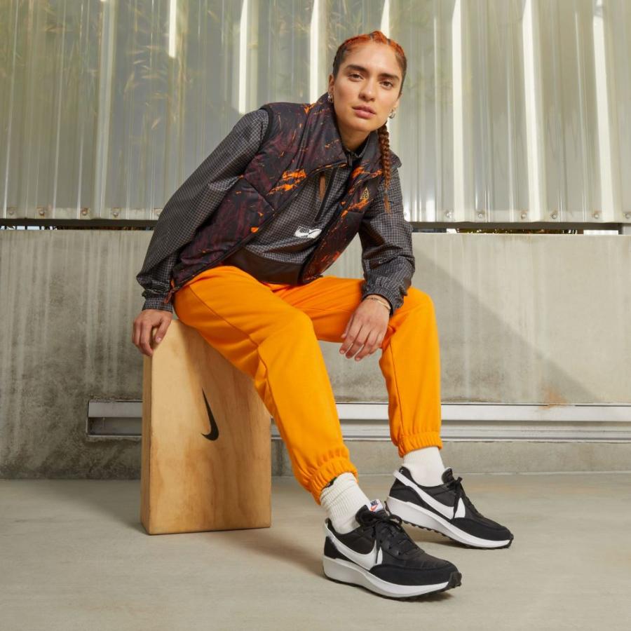 NIKE（ナイキ） スニーカー レディース ワッフル デビュー DH9523 002 