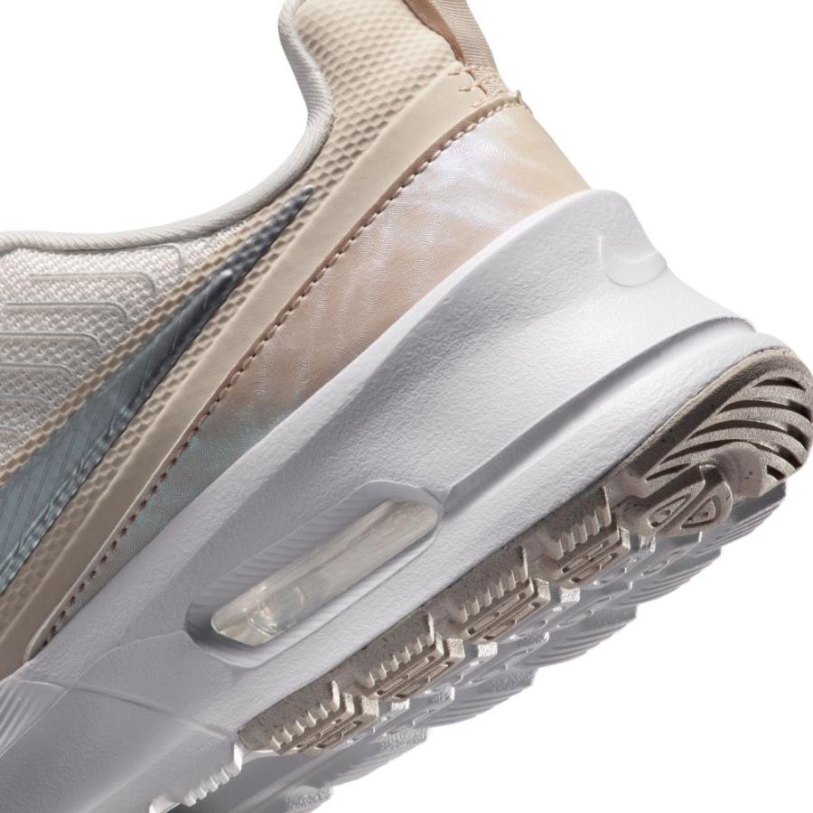 NIKEのスニーカー（レディース）になります。 NIKE（ナイキ） W AIR MAX NUAXIS SE レディーススニーカー ウィメンズ