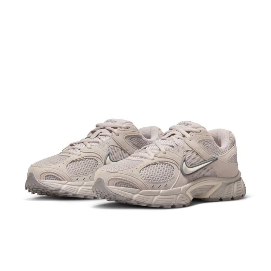 専用出品です。 NIKE（ナイキ） スニーカー レディース V5 RNR II6294 NIKE V5 RNR