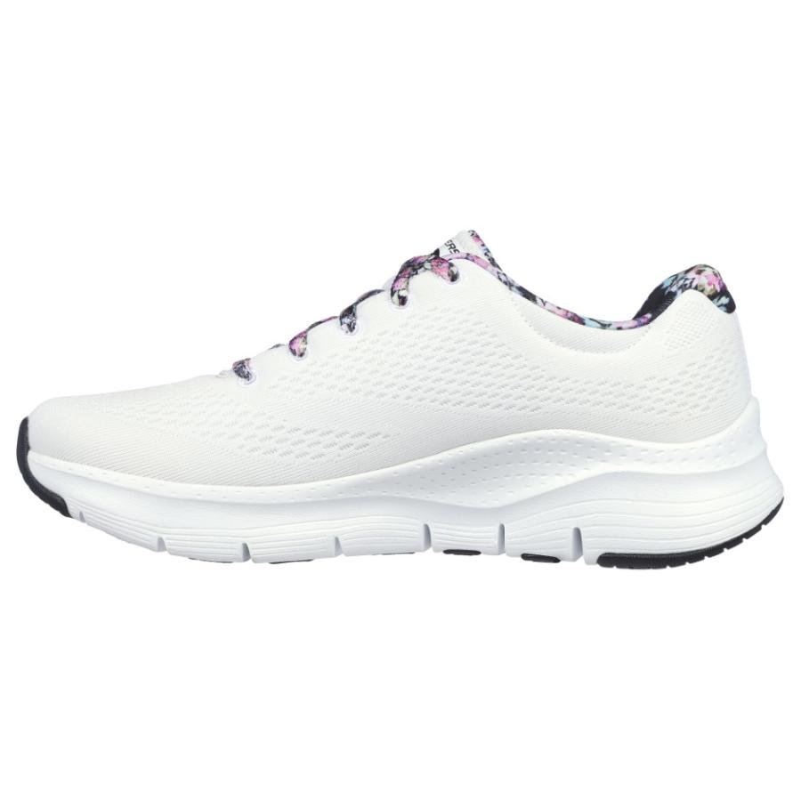 SKECHERS（スケッチャーズ） スニーカー レディース アーチフィット