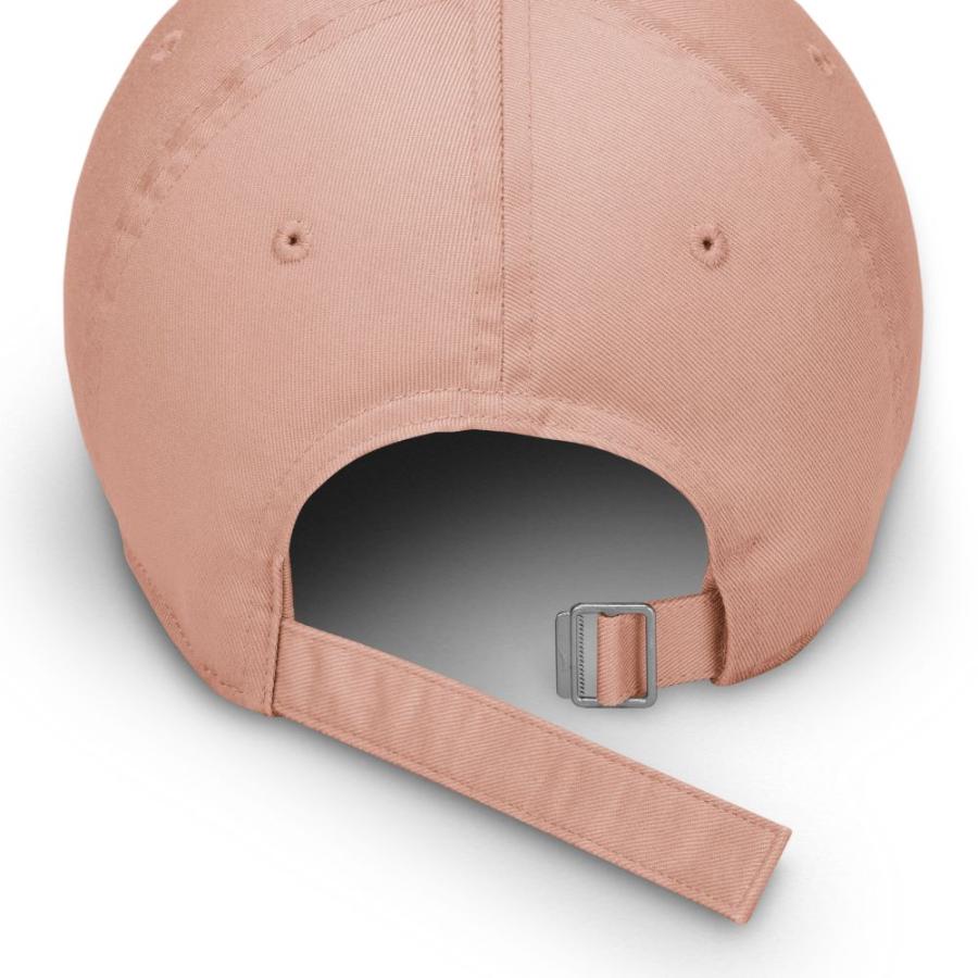 ナイキ グラフィック帽子ランニングフェザーライトネイサン ベル キャップピンク ナイキから2人のデザイナーが手掛ける個性的なランニング