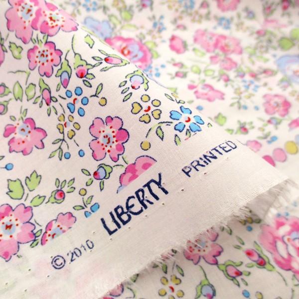 LIBERTY.（リバティ） 生地 Feliciteフェリシテ97-3637113-TEE-BE 50cm