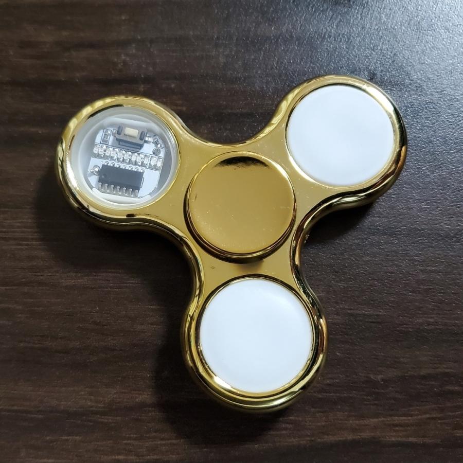 正規通販 ハンドスピナー 光る フィンガースピナー はんどすぴなー ストレス解消 暇つぶし プレゼント 小学生 大人 リラックス 落ち着く Aynaelda Com