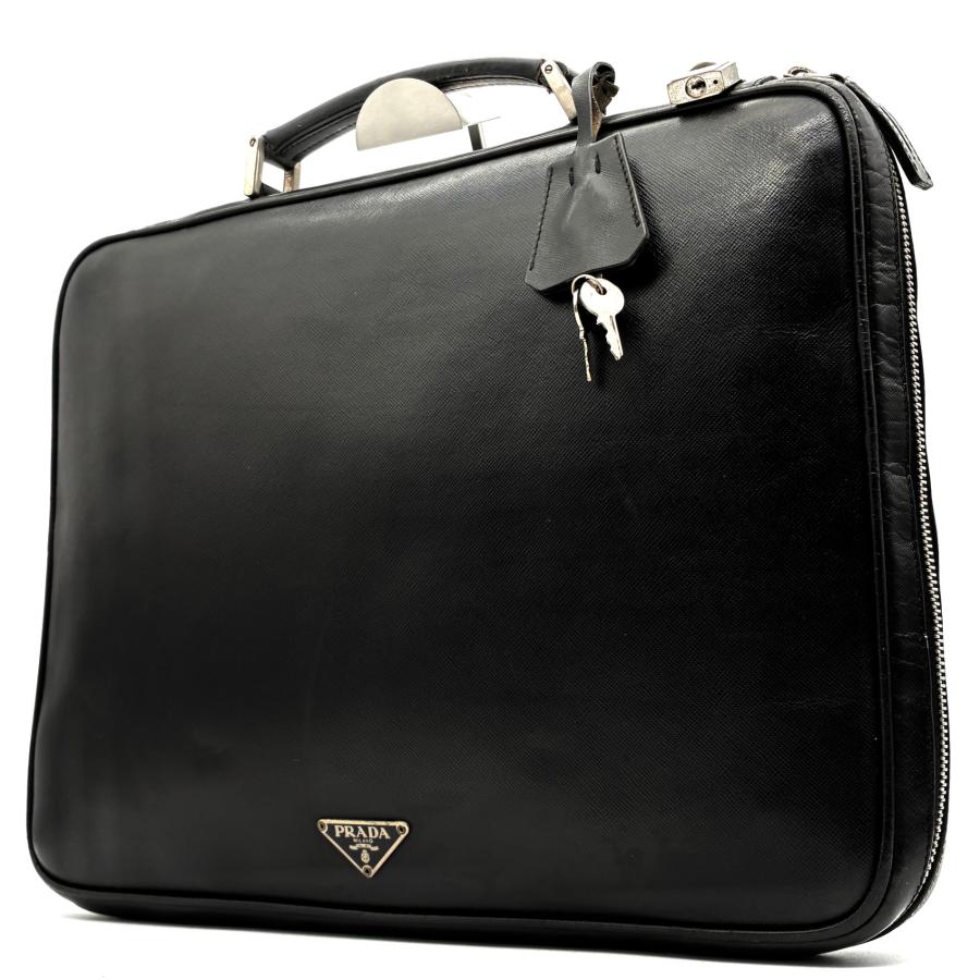美品✨PRADA ビジネスバッグ 三角ロゴ 南京錠 サフィアーノレザー 黒 希少 プラダ PRADA ビジネスバッグ ブリーフケース サフィアーノ