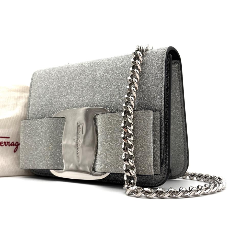 サルヴァトーレフェラガモ Salvatore Ferragamo ヴァラ リボン