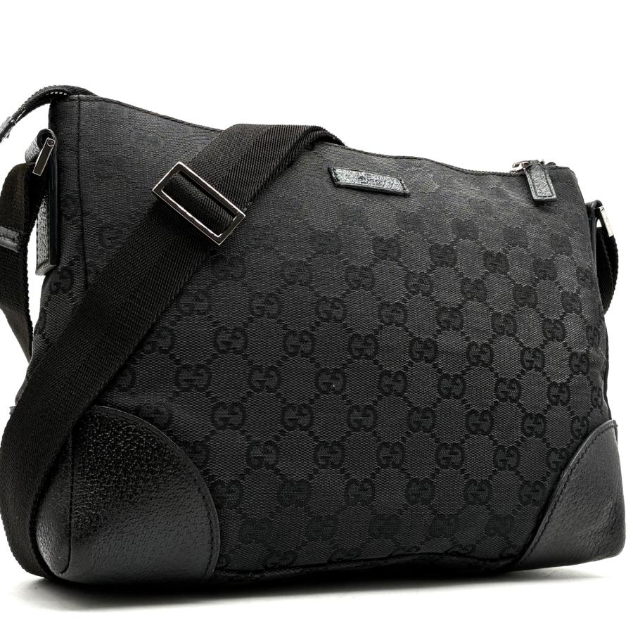 【未使用に近い】GUCCI GGキャンバス ショルダーバッグ ブラック 斜め掛け 美品 グッチ GUCCI ショルダーバッグ 斜め掛け GG柄 GGキャンバス ロゴ