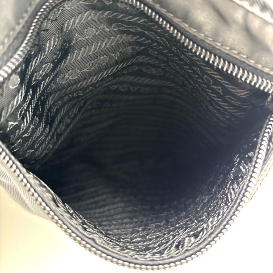 PRADA プラダ ショルダーバッグ サコッシュ テスートナイロン